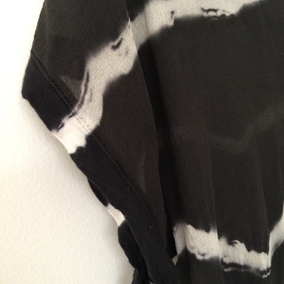 The T Refinery || Silk T-Shirt - Picture 4 of 6